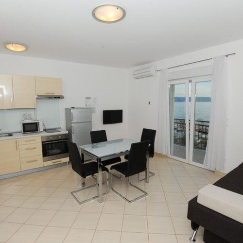פודסטראנה Apartmani Ivo מראה חיצוני תמונה